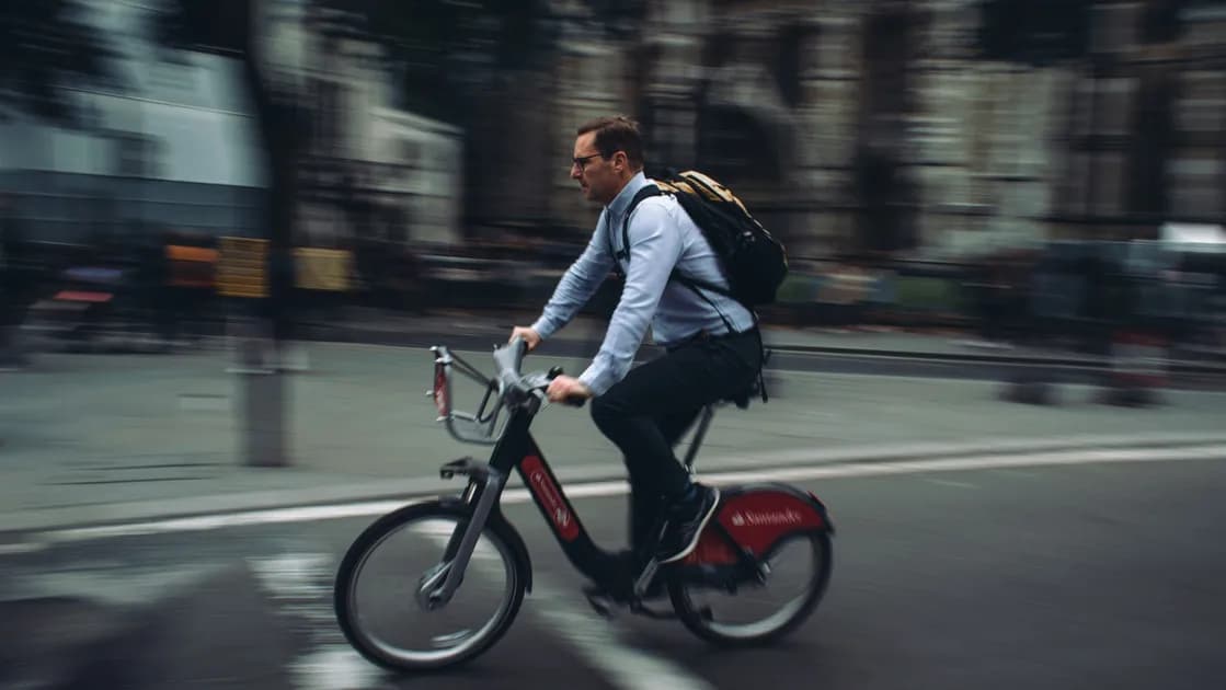 Les accessoires indispensables pour vélotaffer